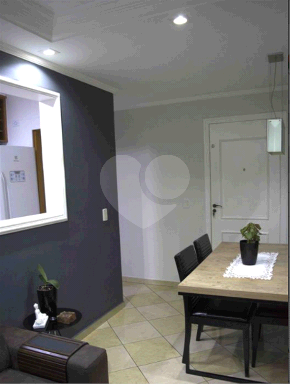APARTAMENTO em CASA VERDE