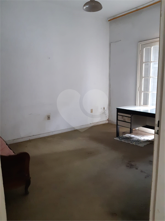 Sobrado à venda e aluguel com 4 quartos, 300m² - Foto 12