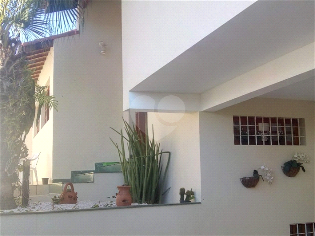 Excelente Sobrado à venda com 356 m² e 3 dormitórios, Vila Rosália, Guarulhos.