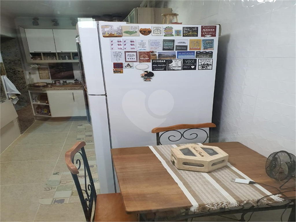 Apartamento à venda com 2 quartos, 70m² - Foto 19