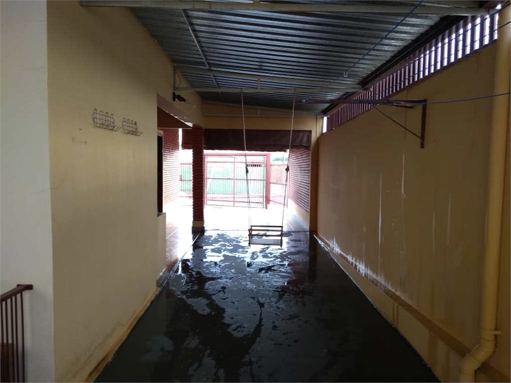 Casa térrea de esquina em Araraquara para venda