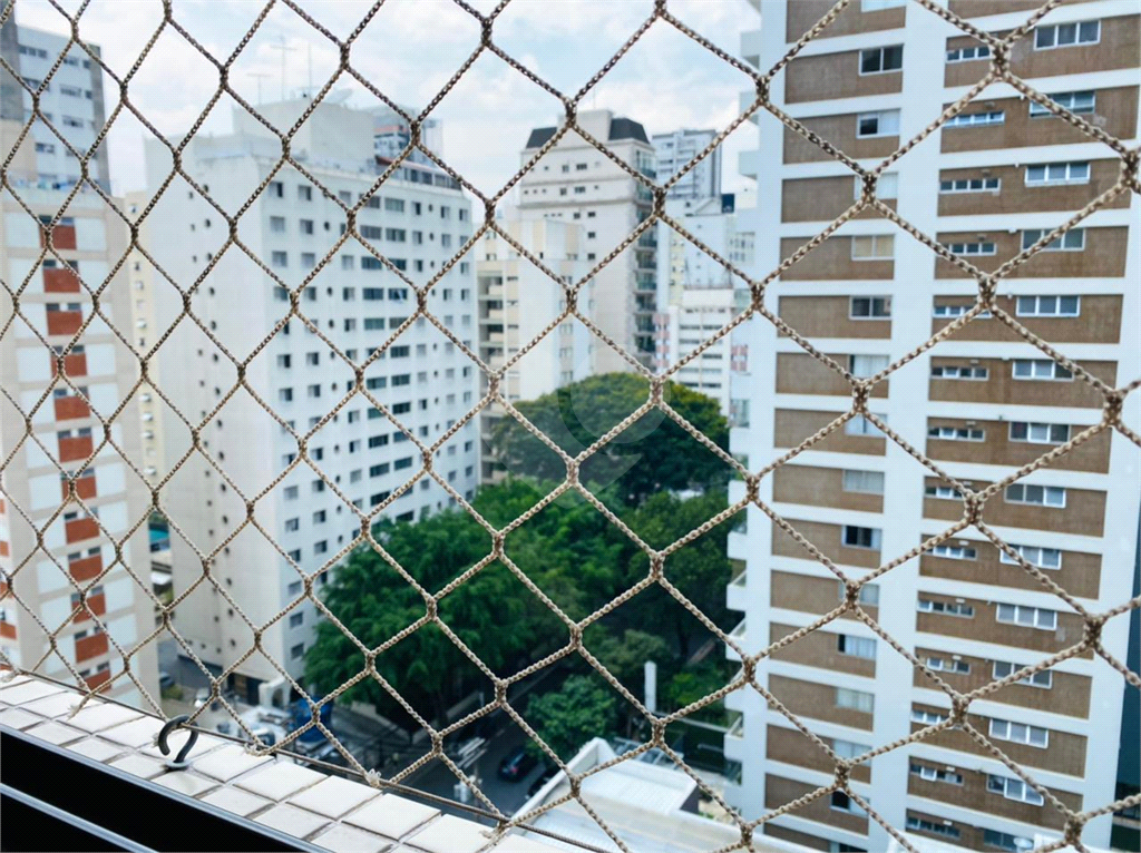 Moena Reformado!  02 suítes e 04 vagas. vista para o verde