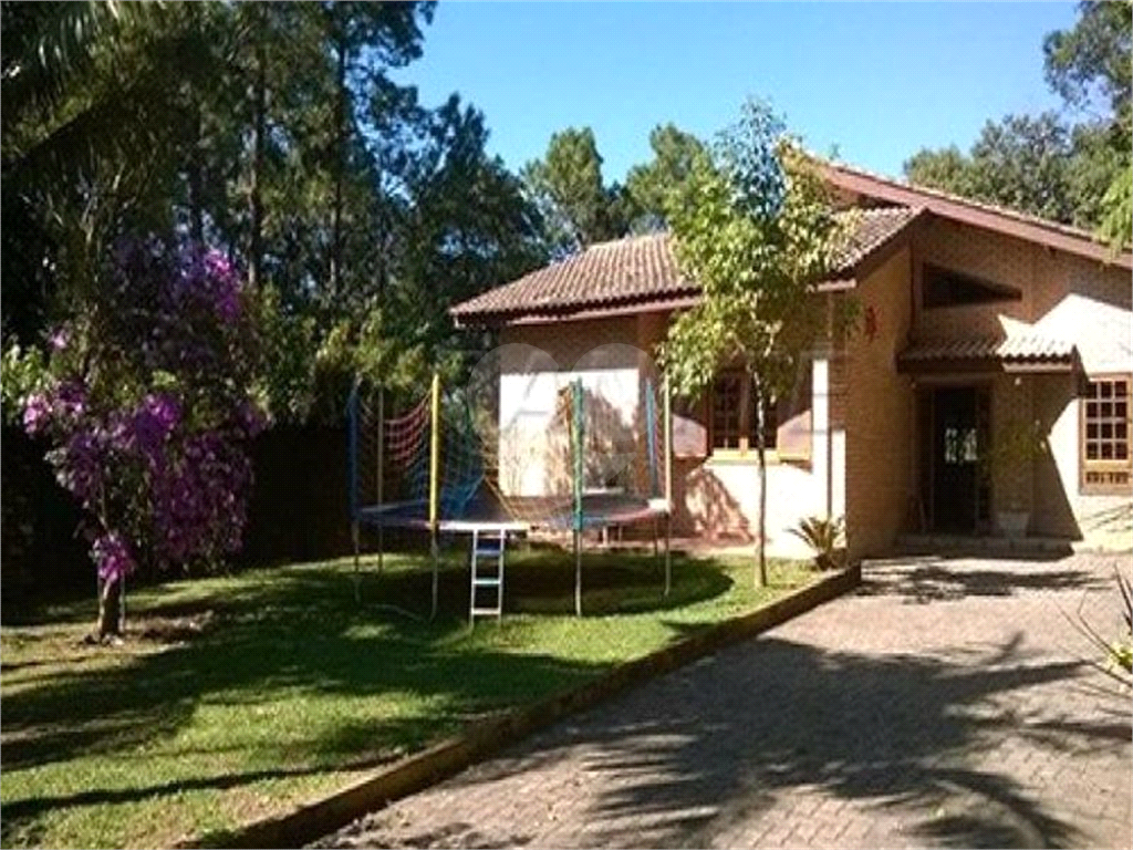 Casa à venda com 3 quartos, 146m² - Foto 2