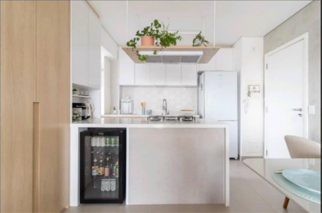 Jardim São Paulo Apartamento à venda de porteira fechada em prédio seminovo próximo ao Metrô!!!