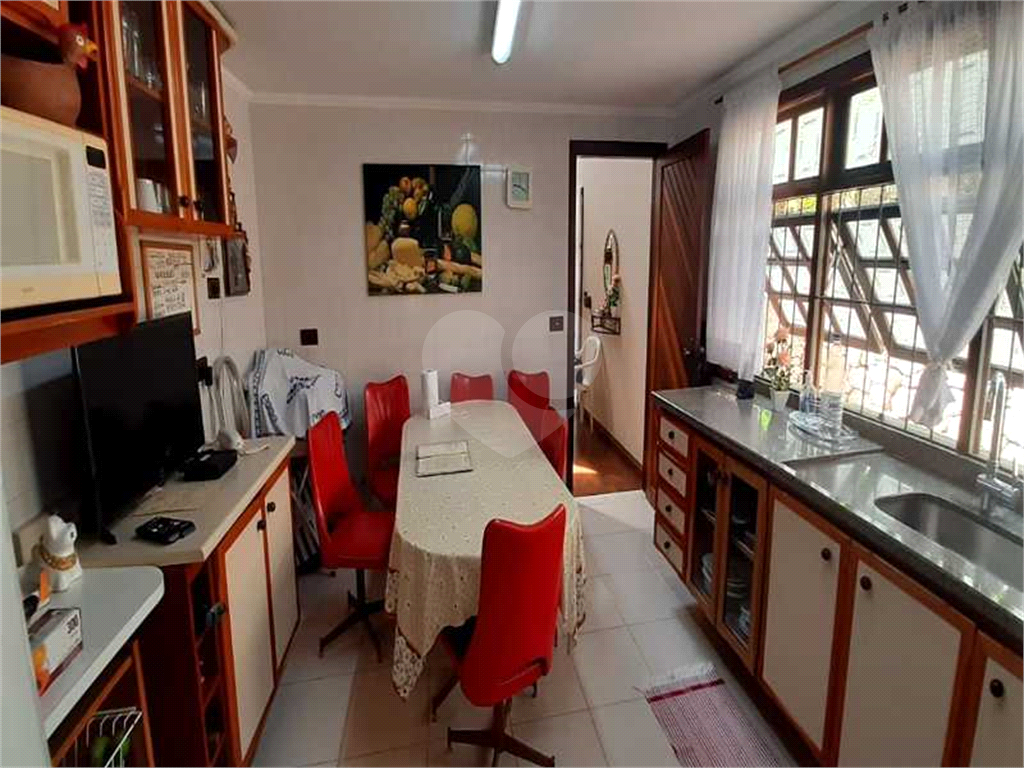 Sobrado à venda e aluguel com 3 quartos, 160m² - Foto 4