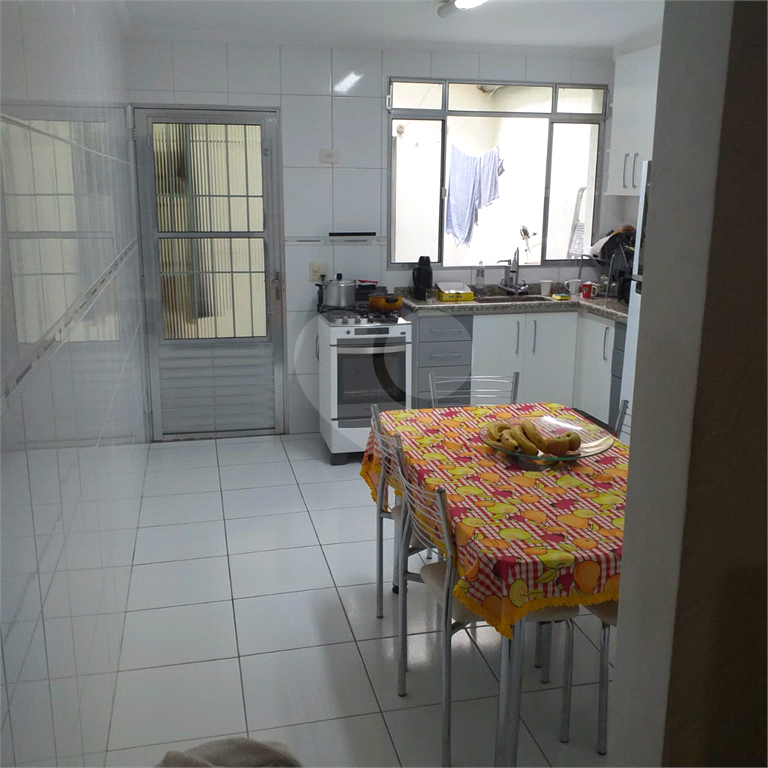 Excelente sobrado de 3 dormitórios em Condomínio Fechado próximo ao Andorinha Hiper Center - ZN/SP