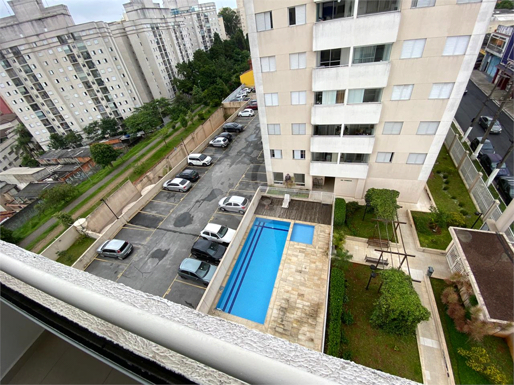 APARTAMENTO em VILA PRUDENTE