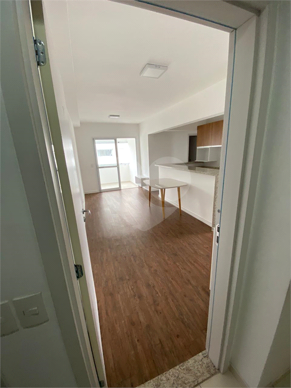 APARTAMENTO em VILA PRUDENTE