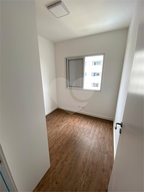 APARTAMENTO em VILA PRUDENTE