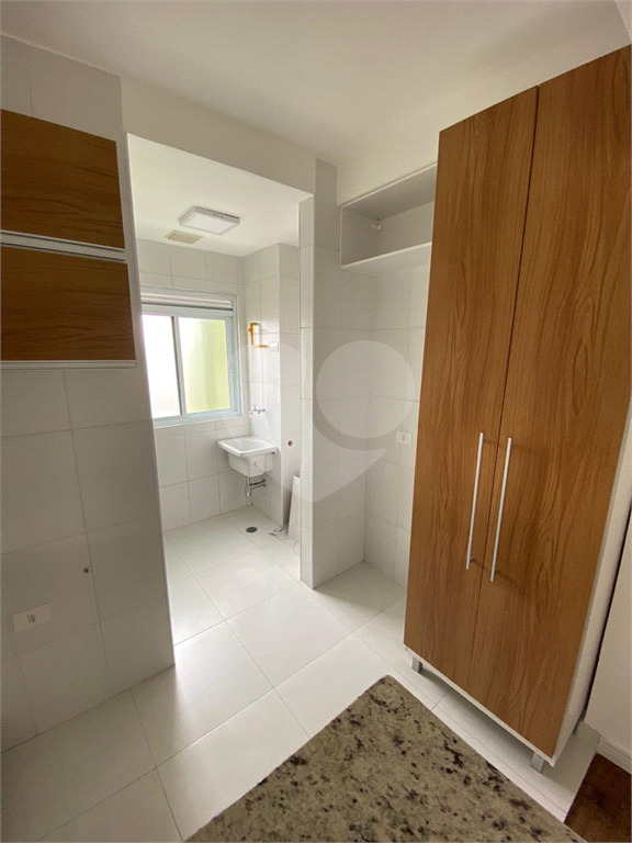 APARTAMENTO em VILA PRUDENTE