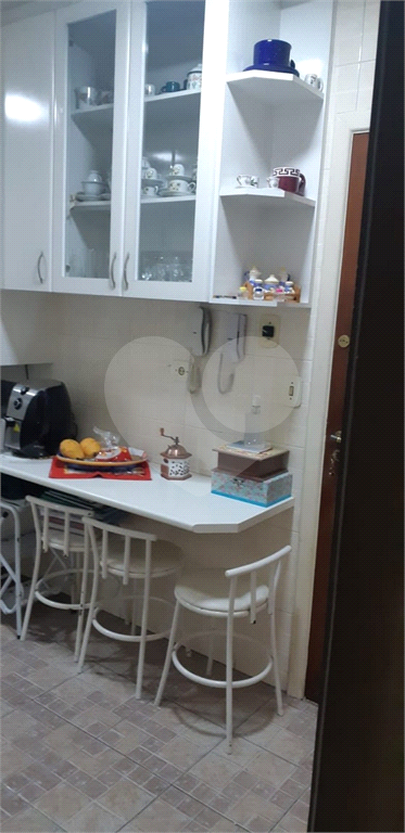 Apartamento 3 dorm, 1 suíte, 2 vagas no Belém 