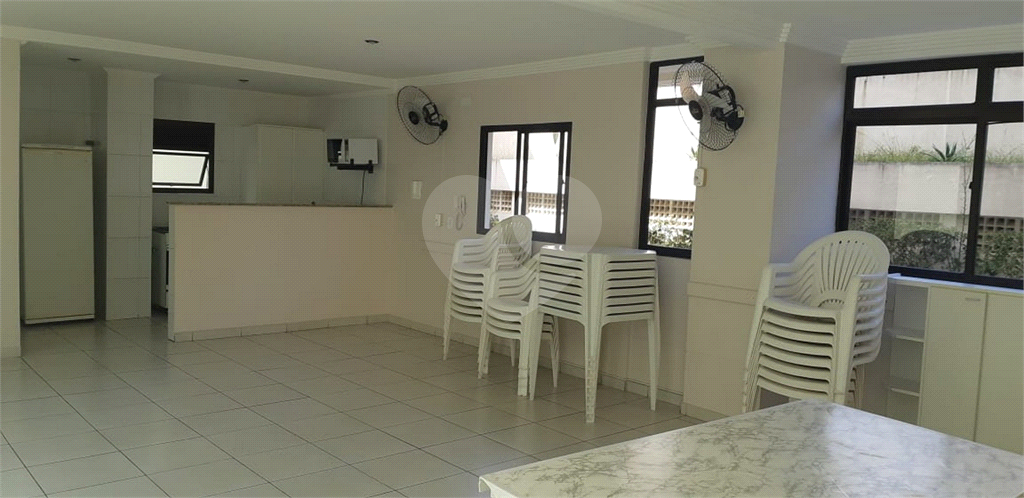 Apartamento 3 dorm, 1 suíte, 2 vagas no Belém 