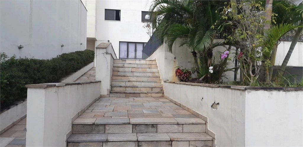 Apartamento 3 dorm, 1 suíte, 2 vagas no Belém 