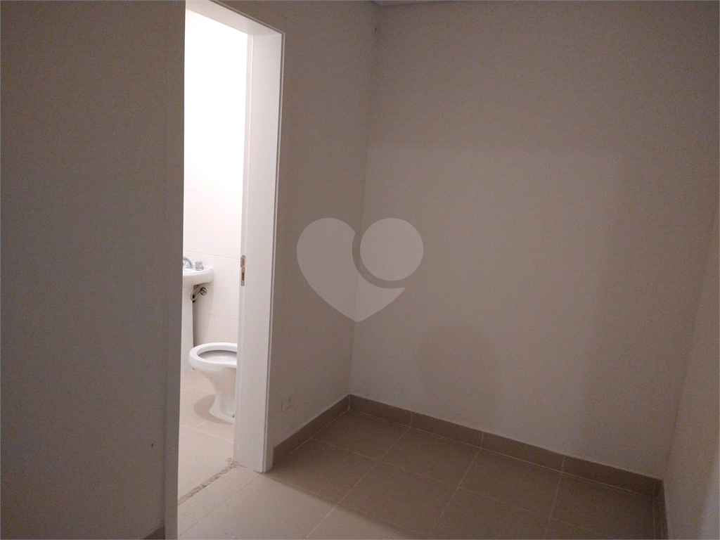 Condomínio de casas de alto padrão em estilo Neoclássico Francês