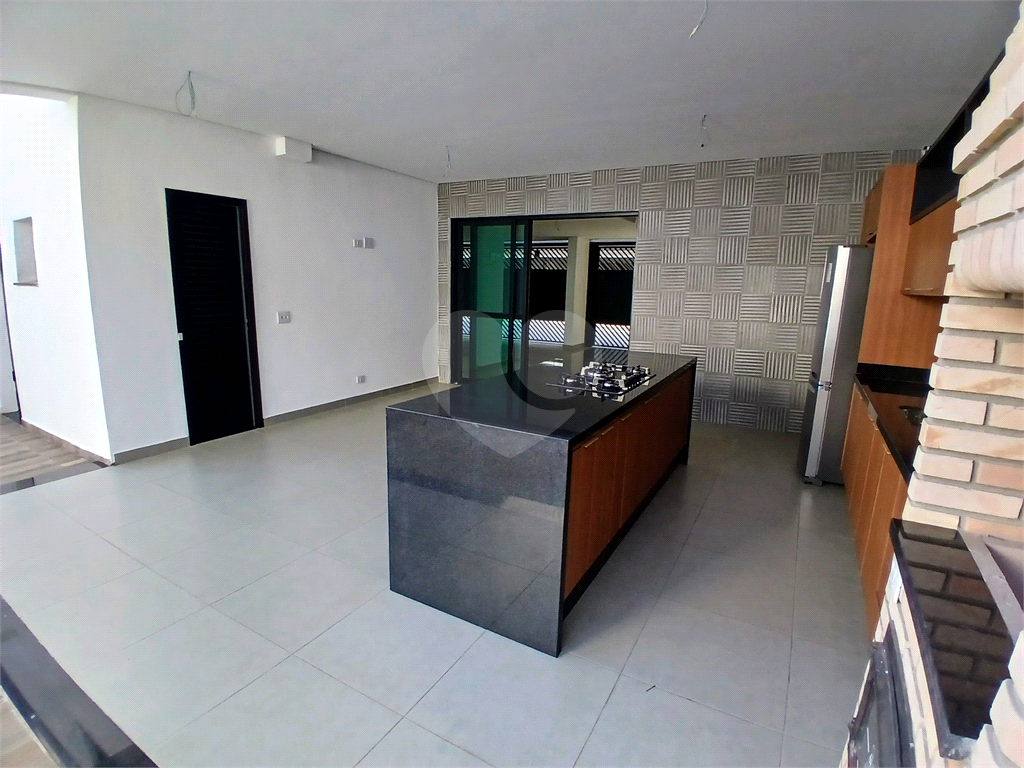 Casa em Condomínio Jardim Floresta