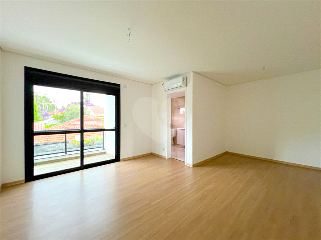 Casa em Condomínio Jardim Floresta
