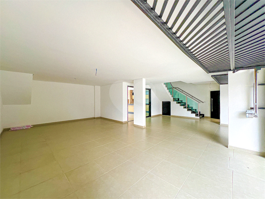 Casa em Condomínio Jardim Floresta