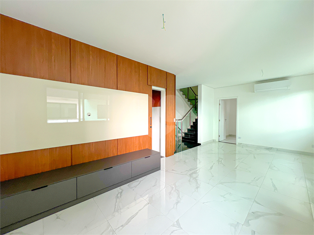 Casa em Condomínio Jardim Floresta