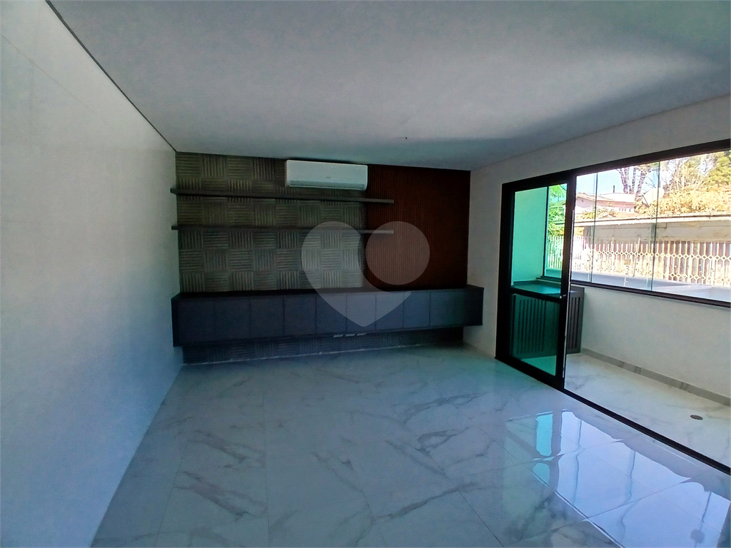 Casa em Condomínio Jardim Floresta