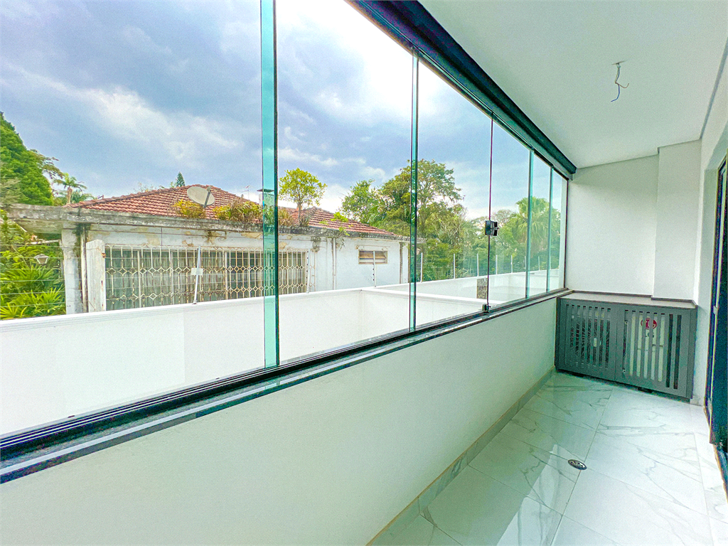Casa em Condomínio Jardim Floresta