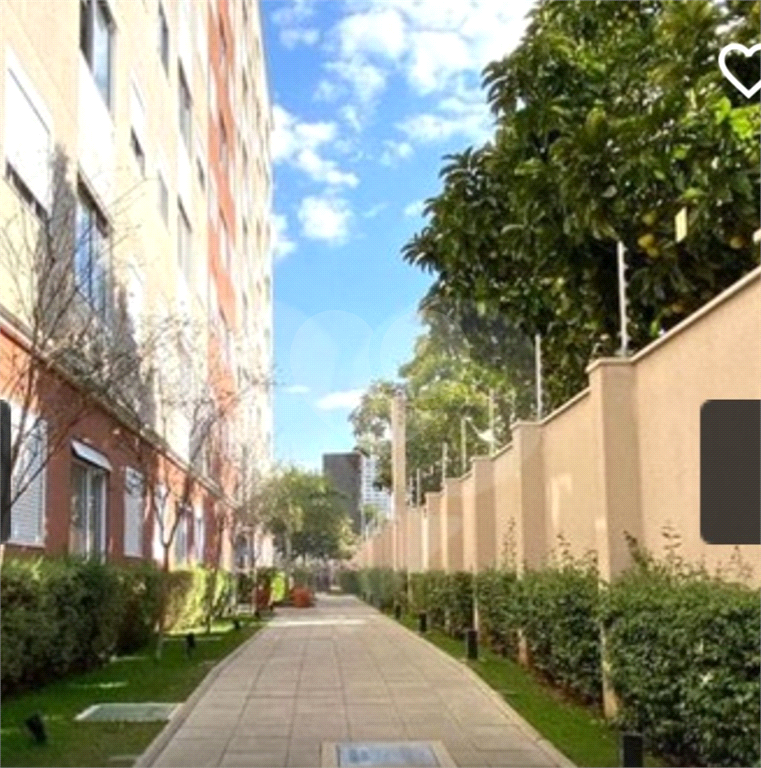APARTAMENTO em VILA LEOPOLDINA