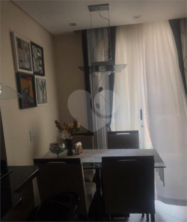 APARTAMENTO em CASA VERDE