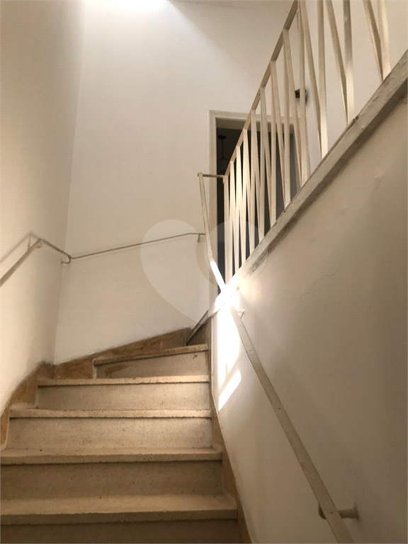 Prédio em Santana com 600 metros