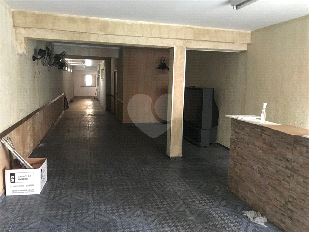 Prédio em Santana com 600 metros