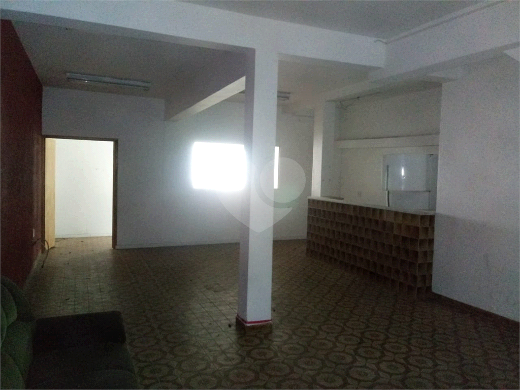 Prédio em Santana com 600 metros