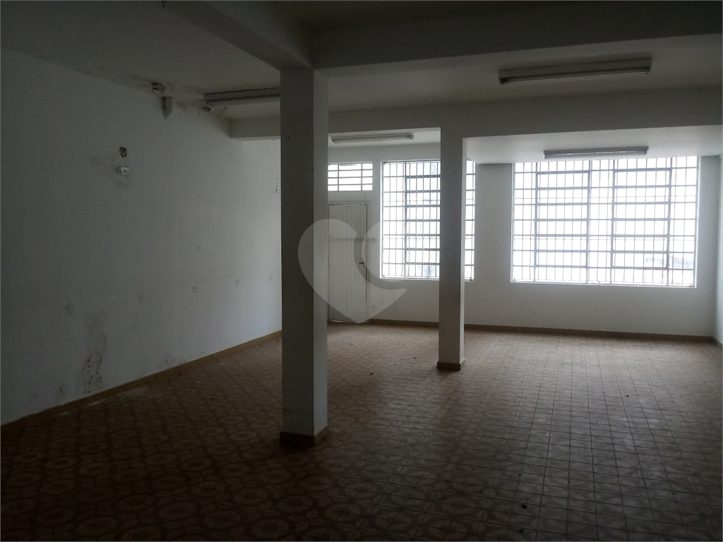 Prédio em Santana com 600 metros