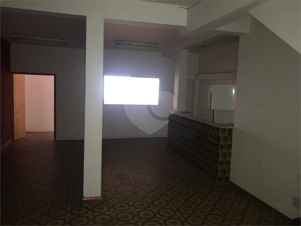 Prédio em Santana com 600 metros