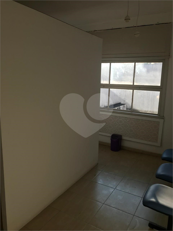 Prédio em Santana com 600 metros