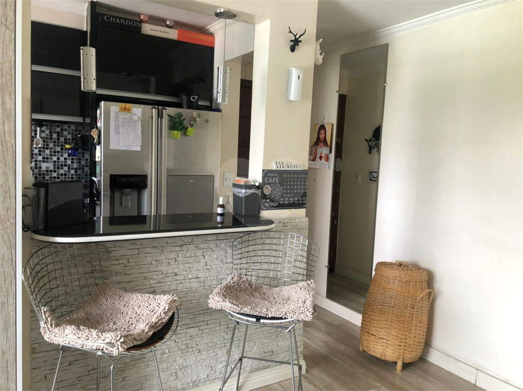 Apartamento à venda com 3 quartos, 54m² - Foto 3