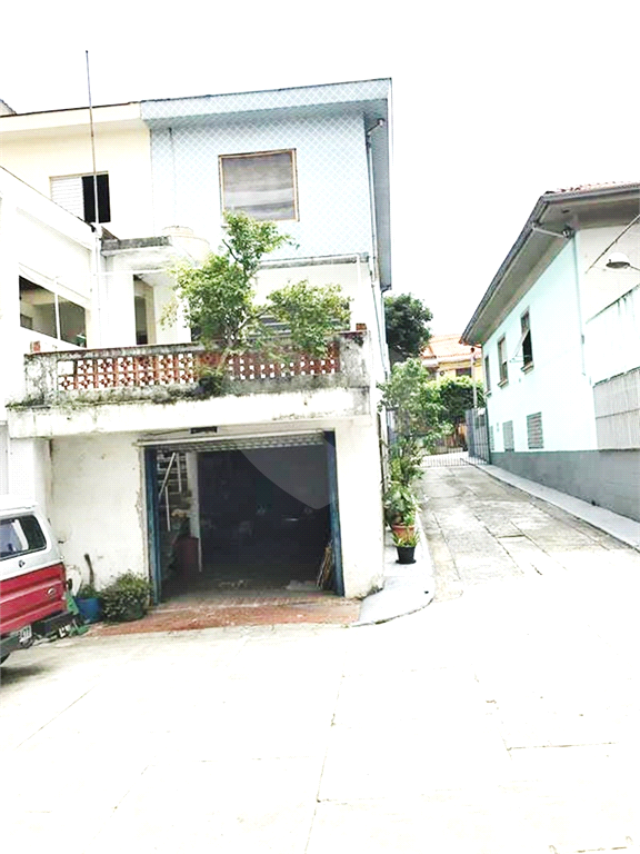 Sobrado no Bairro Santa Teresinha. Zona Norte