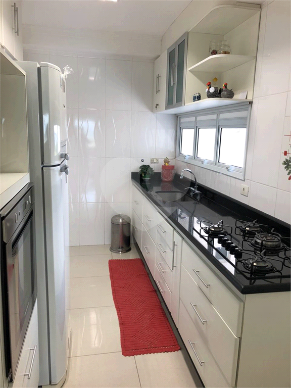 APARTAMENTO COM 132m² - 3 DORMITÓRIOS (SENDO 1 SUÍTE)