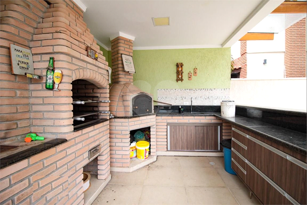 Sobrado de alto padrão à venda no Jardim Guapira, região do Tremembé