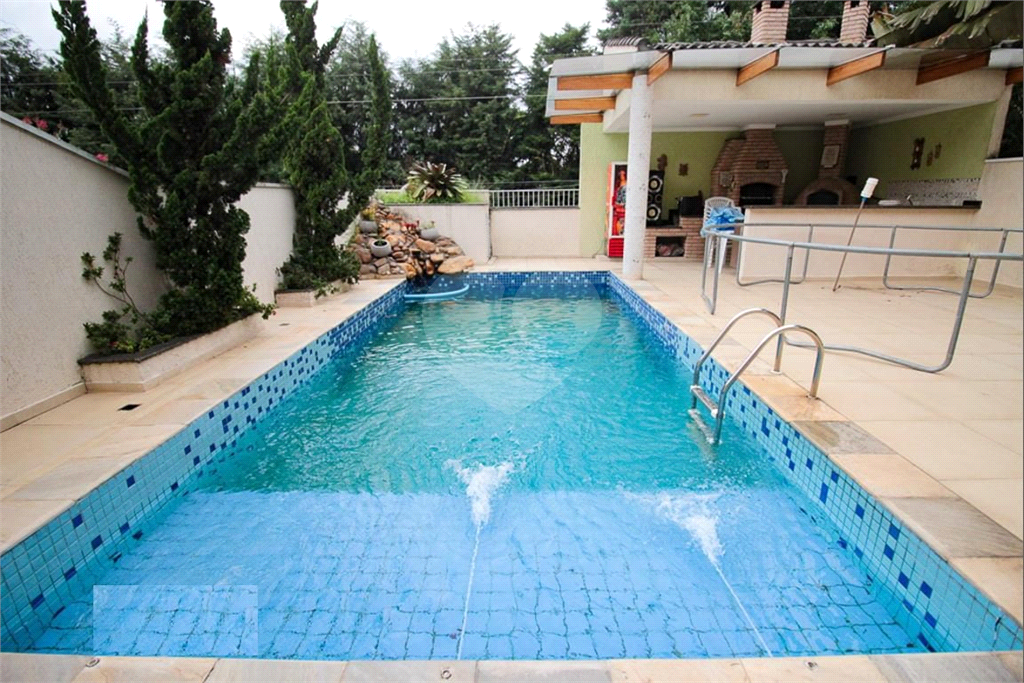 Sobrado de alto padrão à venda no Jardim Guapira, região do Tremembé