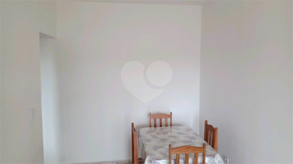APARTAMENTO em CIDADE NAÚTICA
