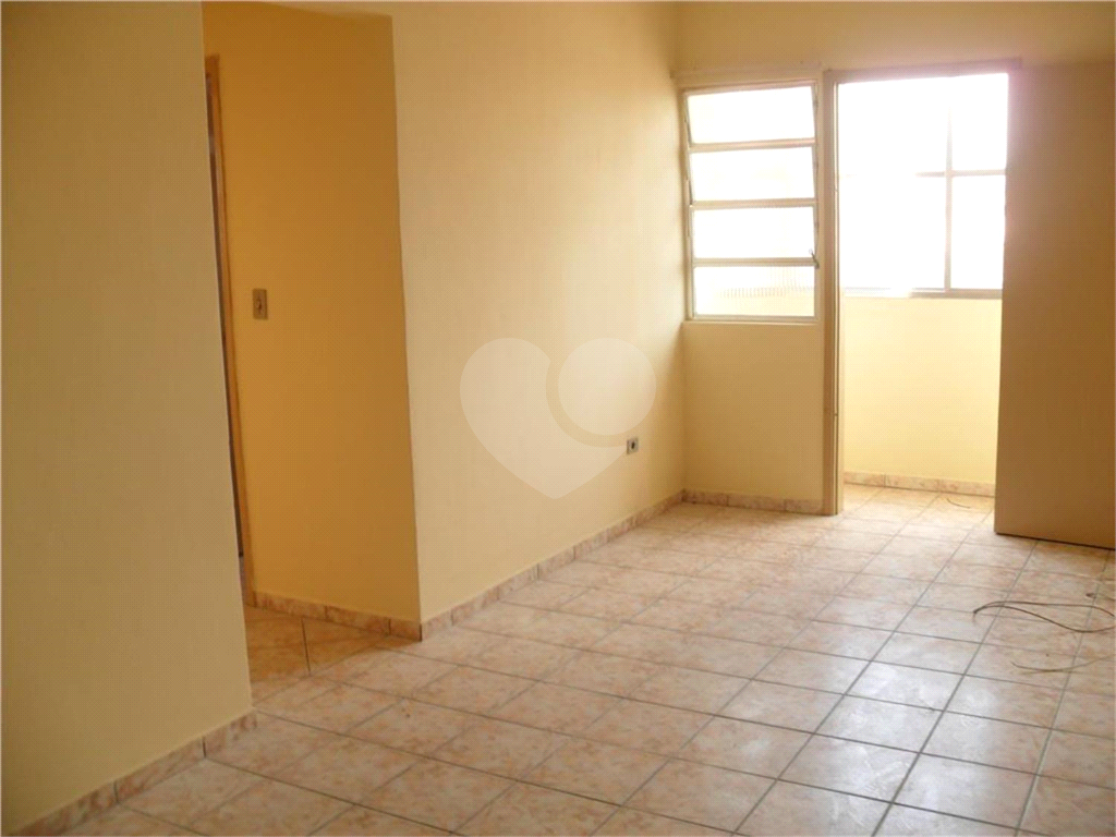 APARTAMENTO em CIDADE NAÚTICA
