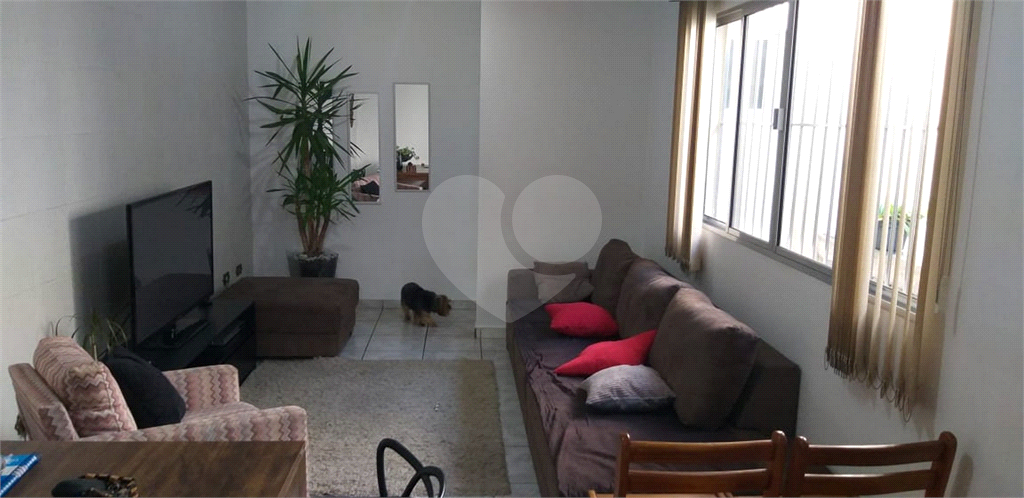 SOBRADO em VILA PALMARES
