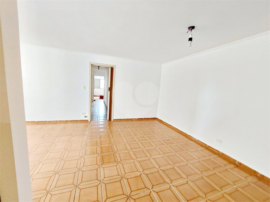 Apartamento de 110M² com 3 quartos, sendo um Suíte em Santana