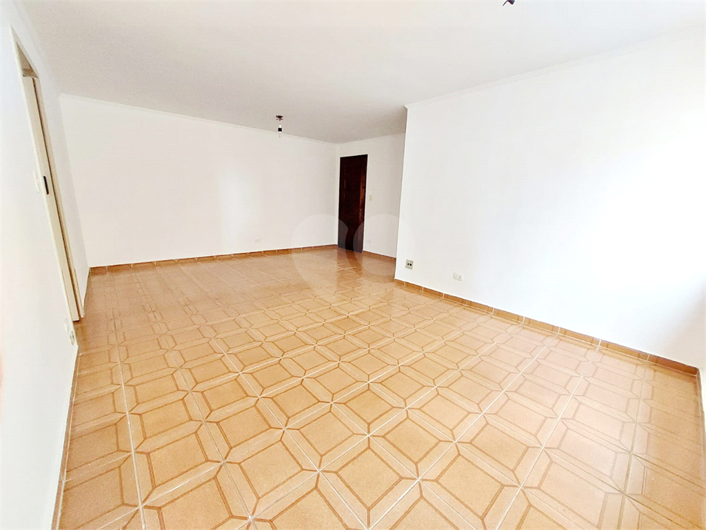 Apartamento de 110M² com 3 quartos, sendo um Suíte em Santana