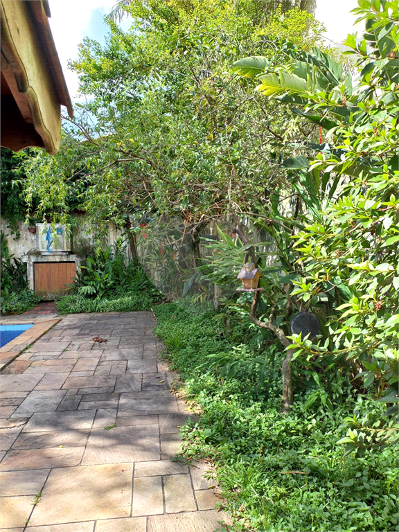 Casa com piscina no Tremembé