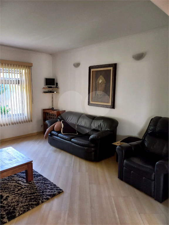 Casa com piscina no Tremembé
