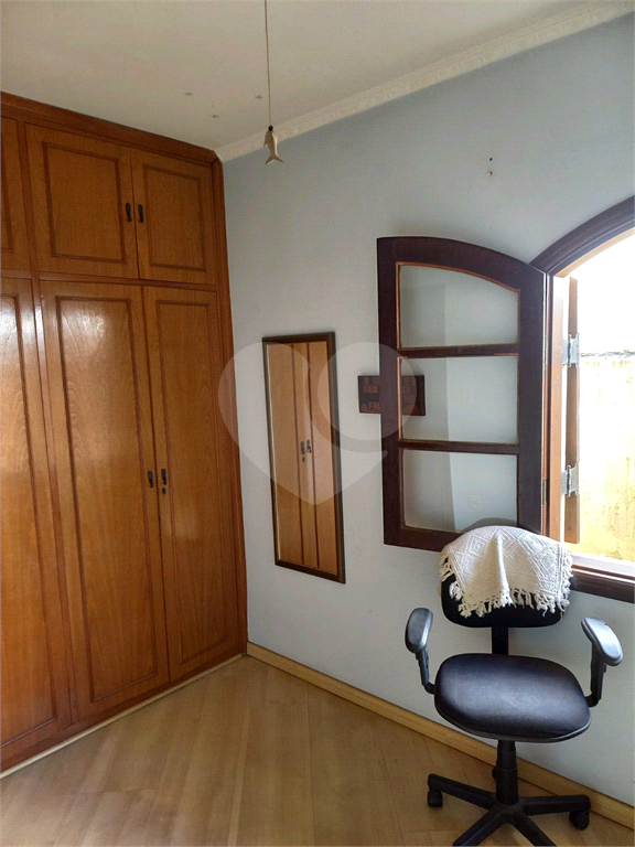 Casa com piscina no Tremembé