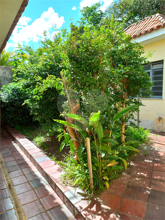 Casa com piscina no Tremembé