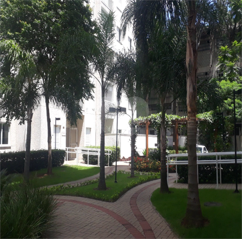 APARTAMENTO em VILA GUILHERME