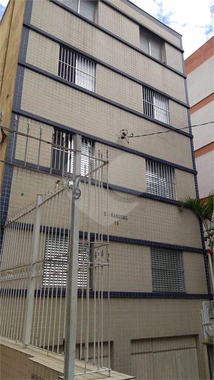 APARTAMENTO em SANTANA