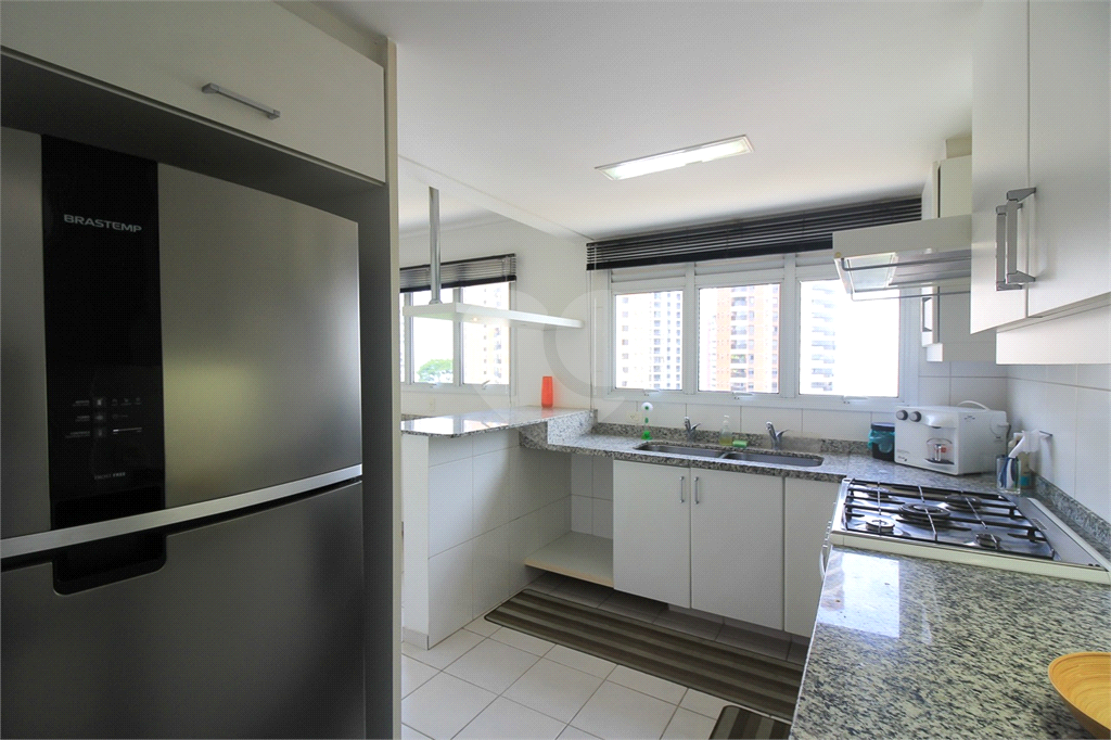 COBERTURA DUPLEX À VENDA COM 3 QUARTOS E 5 VAGAS NO ALTO DA LAPA