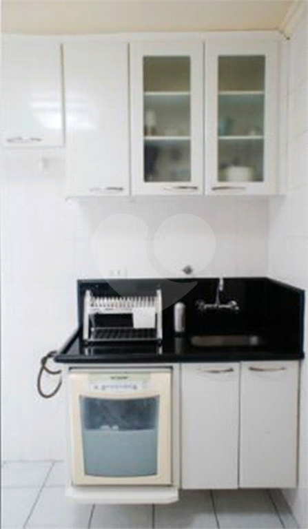 APARTAMENTO em VILA SANTA CATARINA